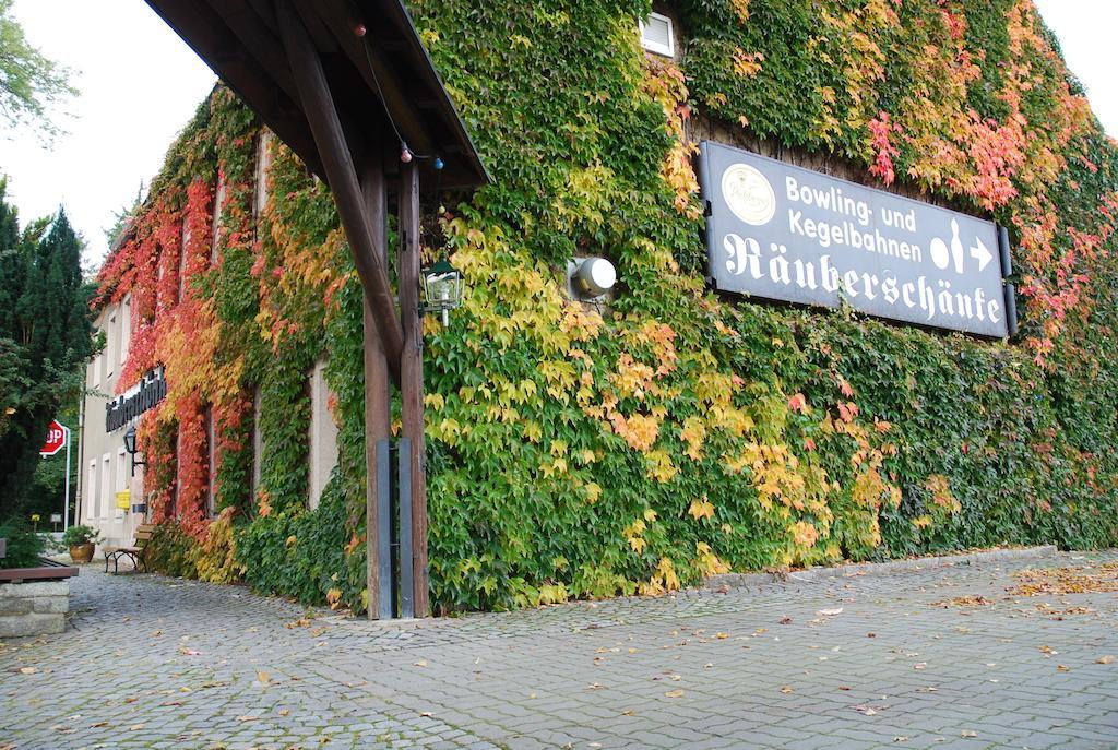 Raeuberschaenke Hotell Oederan Eksteriør bilde